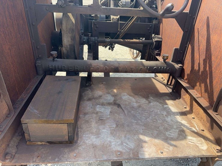 huber-light-four-image-36