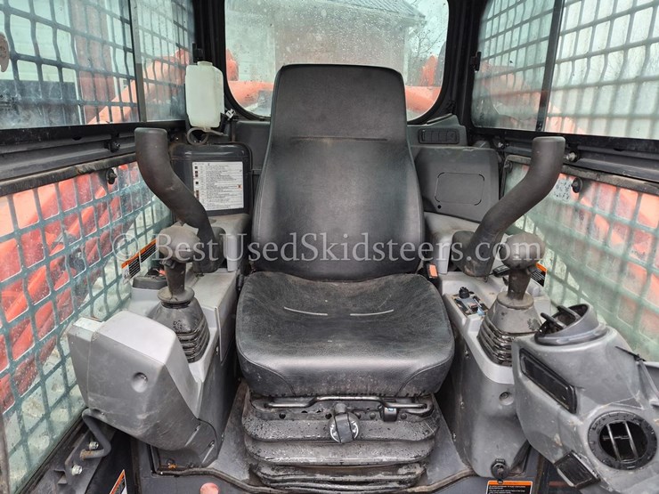 2023-kubota-svl97-2-image-18