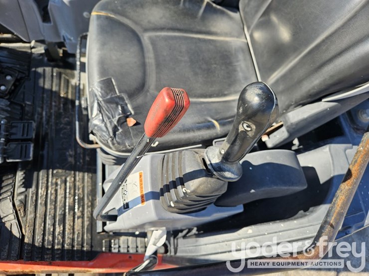 2019-kubota-kx033-4-image-32