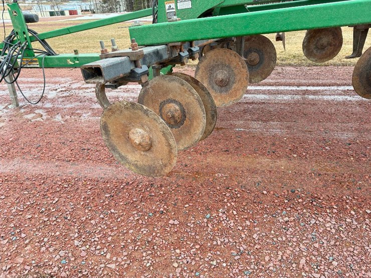 john-deere-2700-image-13