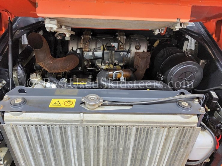 2020-kubota-svl65-2-image-21