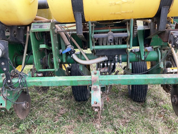 john-deere-6-image-17