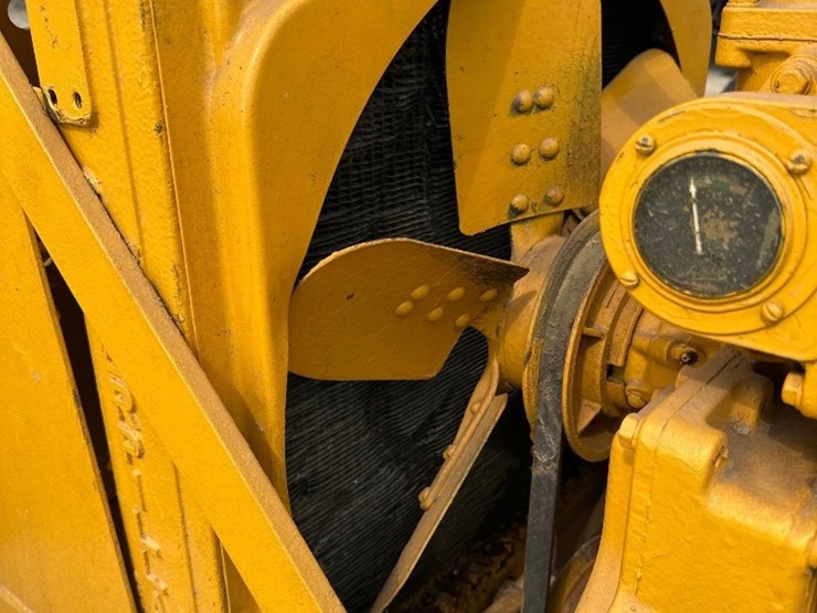 caterpillar-d2-image-14