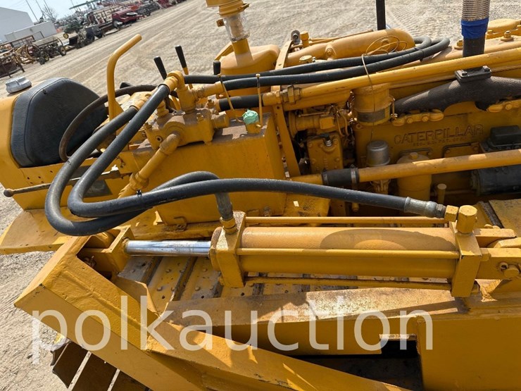 caterpillar-d2-image-5