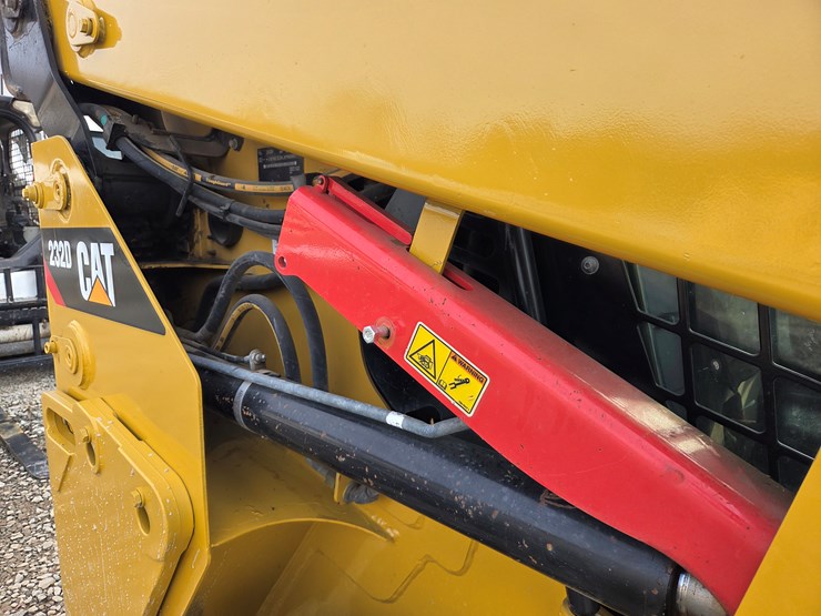 massey-ferguson-8-image-20