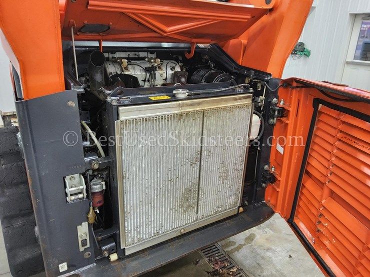 2017-kubota-svl75-2-image-11