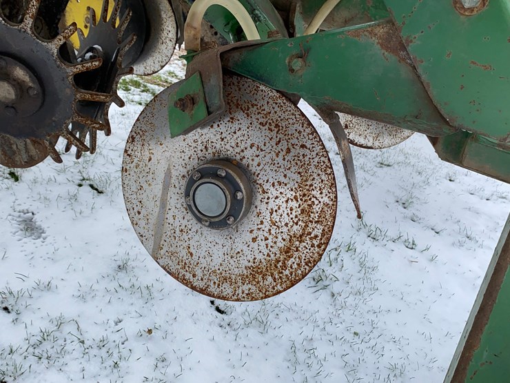 john-deere-7000-image-34