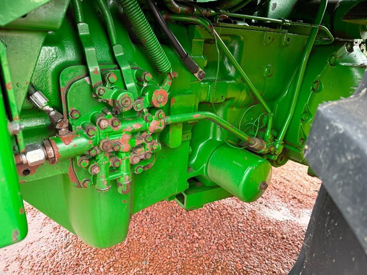 john-deere-4640-image-28
