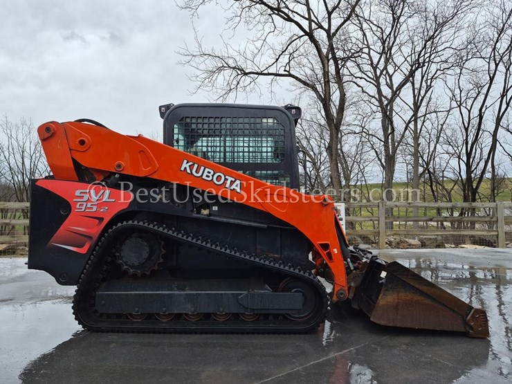 2021-kubota-svl95-2-skid-steer-loader-image-5
