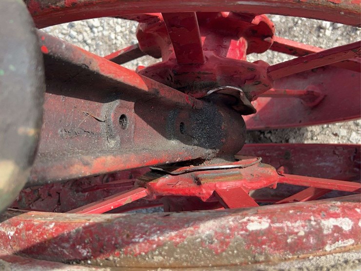 18-27-oliver-hart-parr-image-21