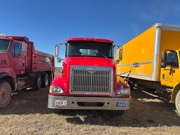 2000-international-9200i-image-3