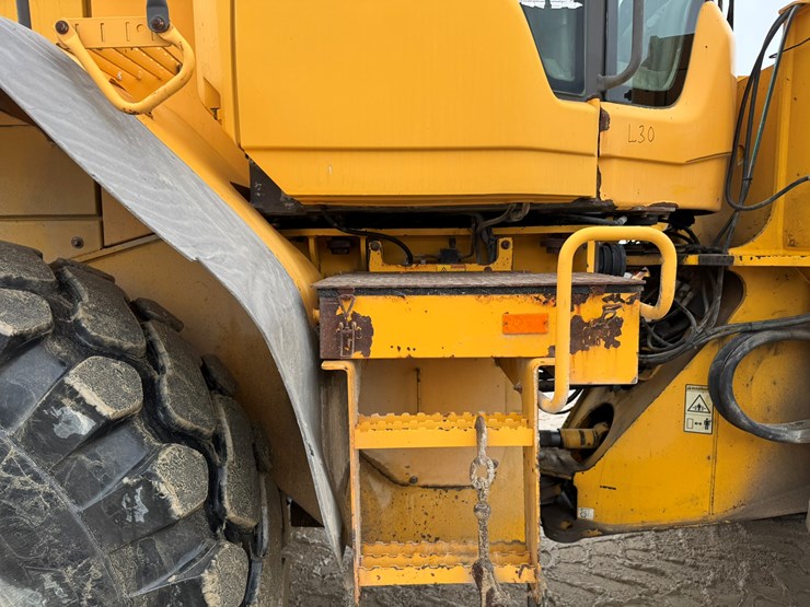 2007-volvo-l120f-image-21