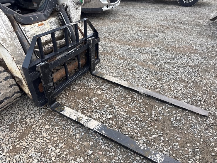 bobcat-t630-image-10