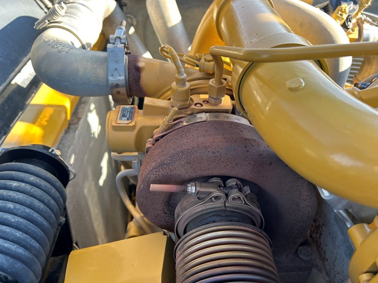 2019-deere-350g-lc-image-41