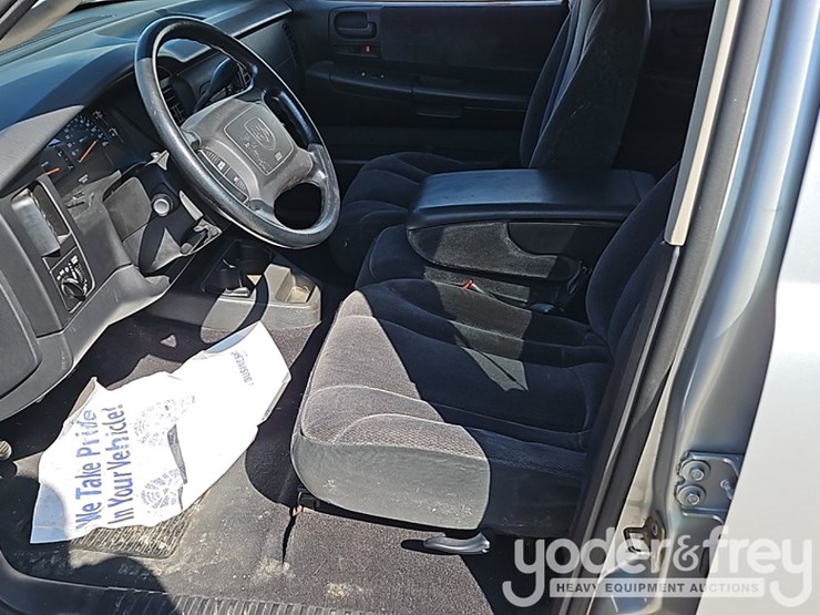 2001-dodge-dakota-sport-image-15