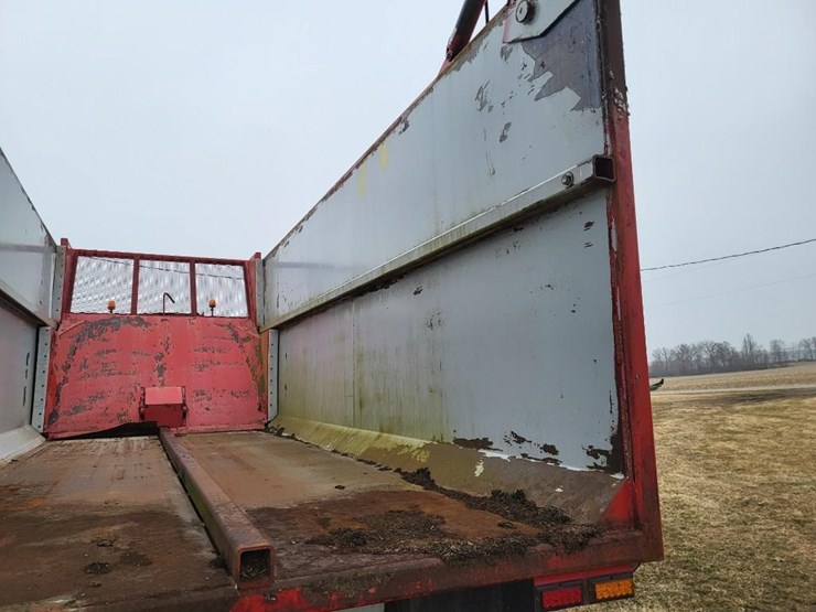 silage-wagon-image-21