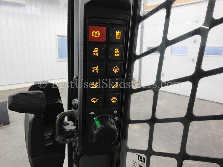 2024-caterpillar-255-image-41