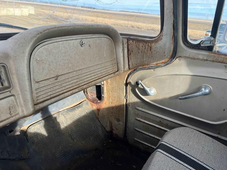 1963-chevrolet-c60-image-15