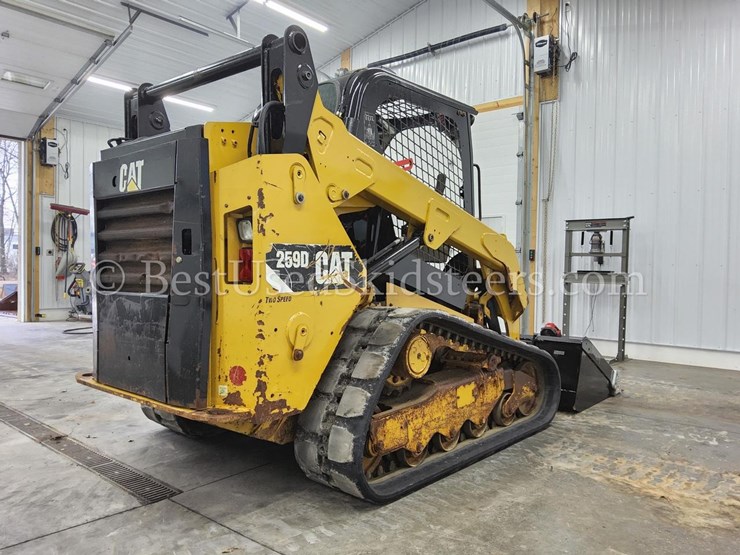 2014-caterpillar-259d-image-5