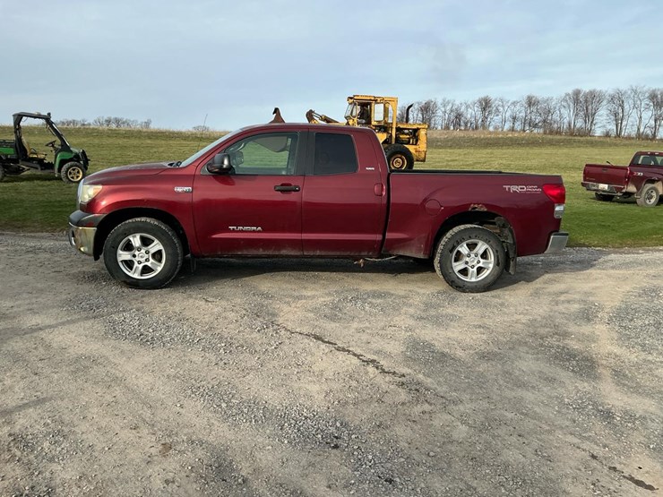 2007-toyota-tundra-image-2