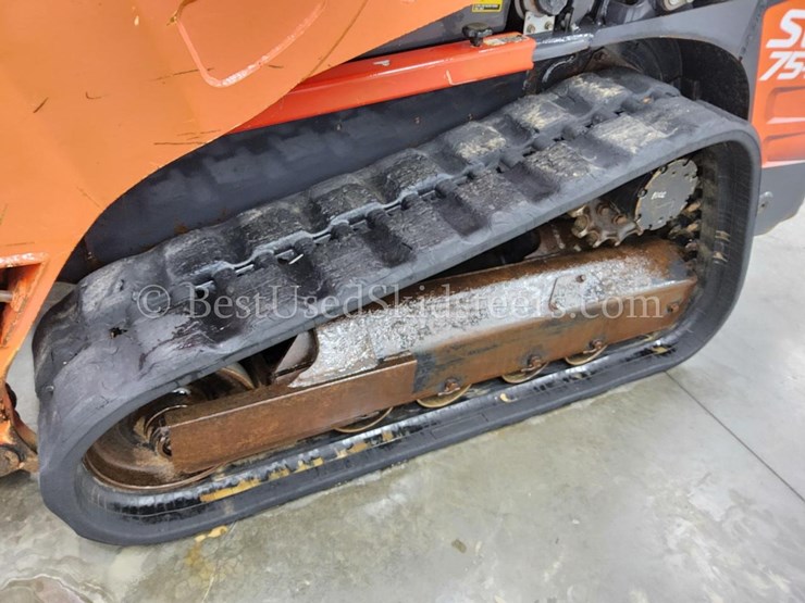 2017-kubota-svl75-2-image-17