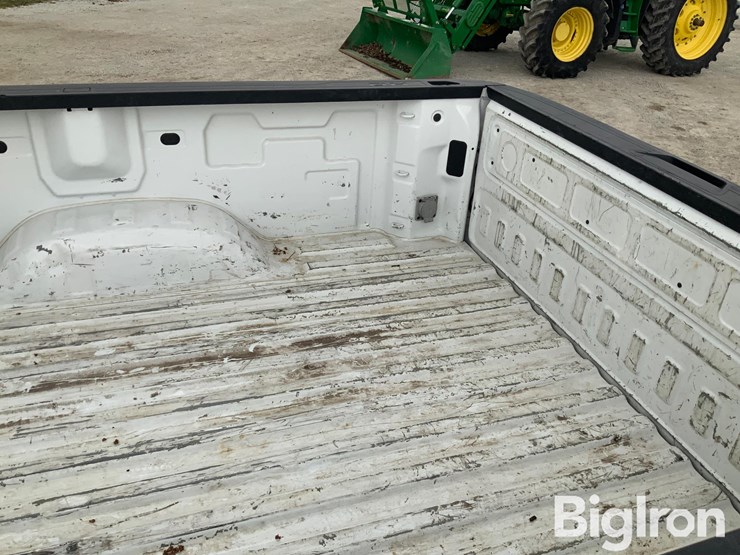 2022-chevrolet-2500-image-19