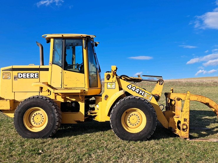 1997-john-deere-444h-image-10
