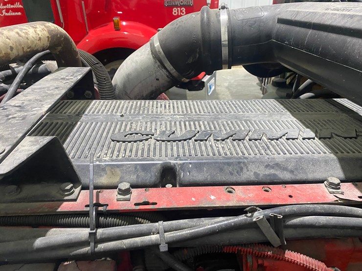 2002-peterbilt-379-image-85