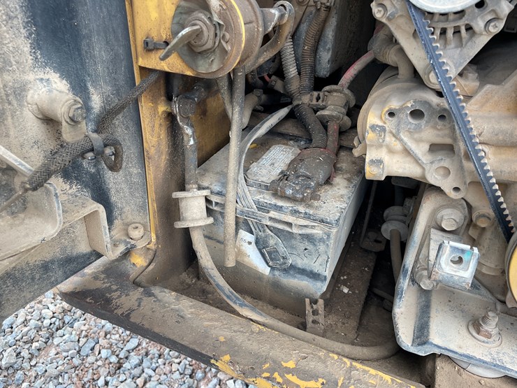 2017-caterpillar-259d-image-29