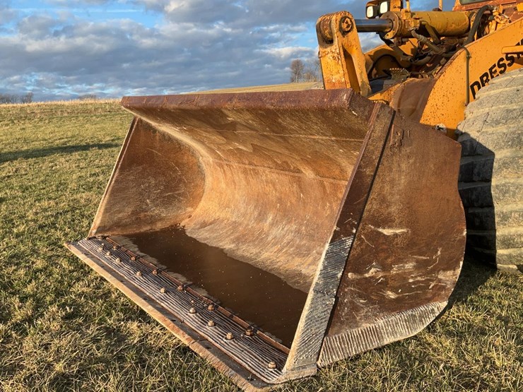 #300-•-2004-dressta-555b-wheel-loader-image-9