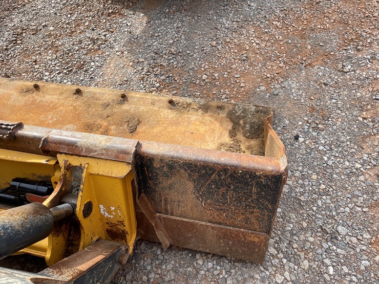 2019-deere-333g-image-12