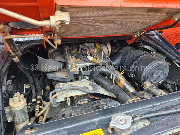 2013-kubota-svl90-2-image-19