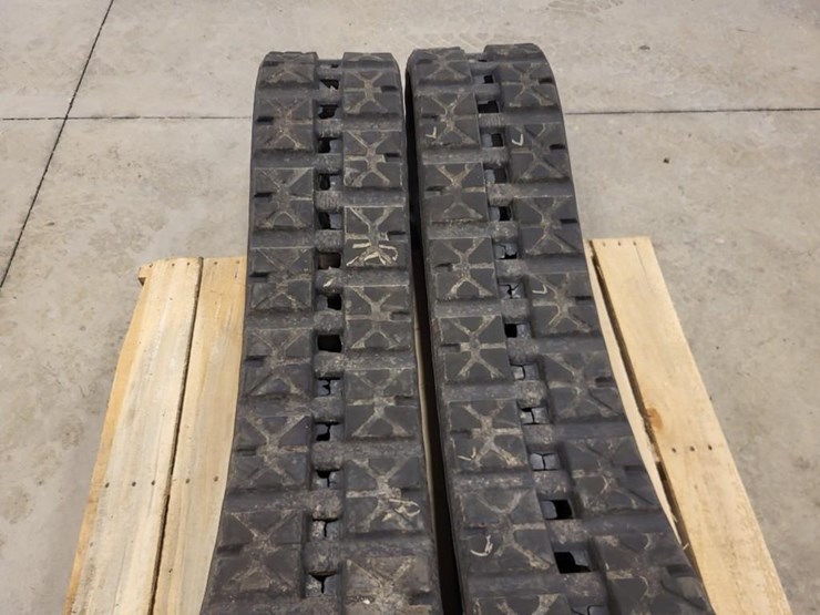 2012-bobcat-t190-image-48