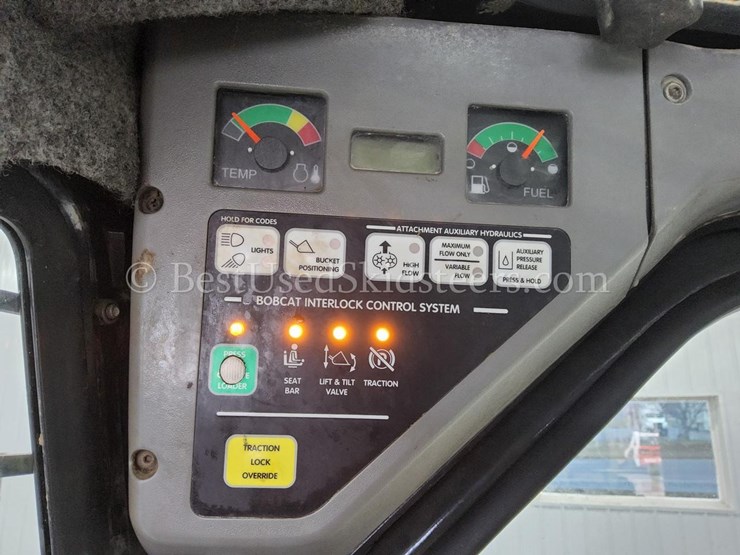 bobcat-s300-image-24