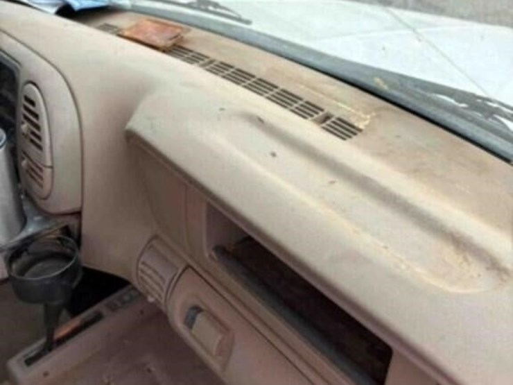 2000-chevrolet-2500-image-17