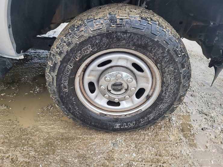 2015-ford-f250-xl-image-36