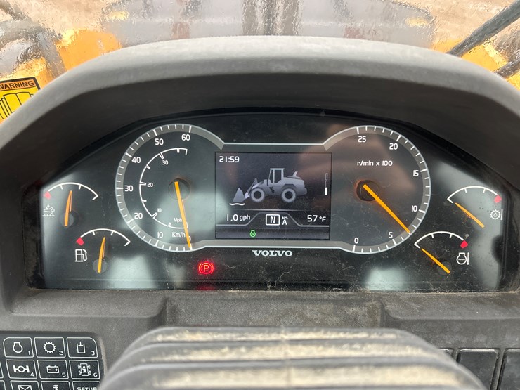 2019-volvo-l90h-image-66