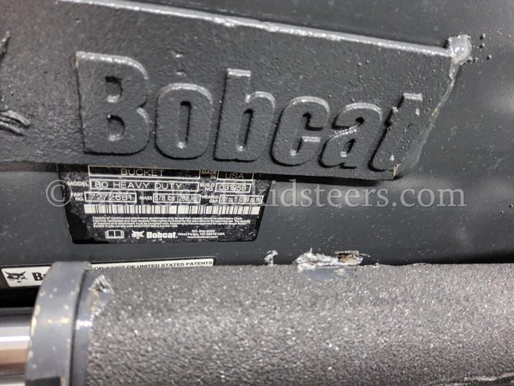 2023-bobcat-t740-image-34