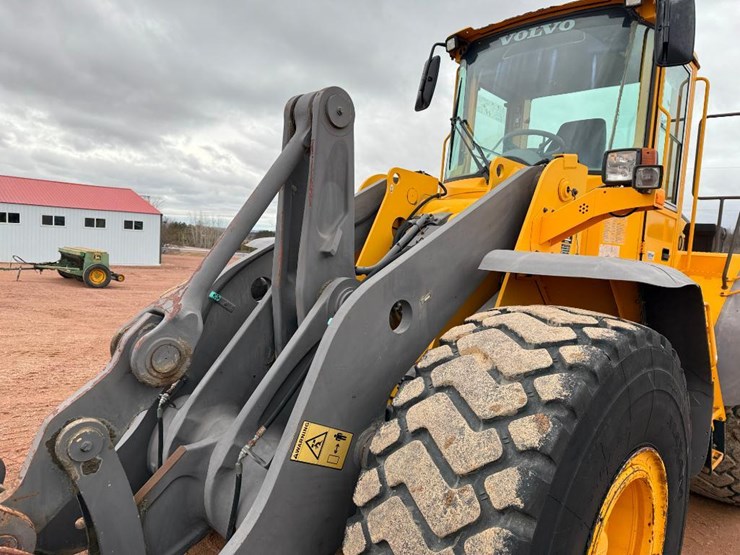 volvo-l120e-image-35