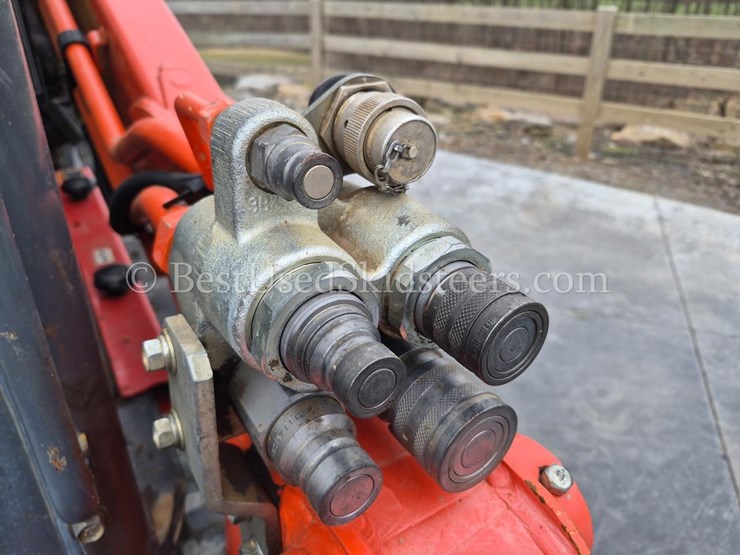 2021-kubota-svl95-2-skid-steer-loader-image-16