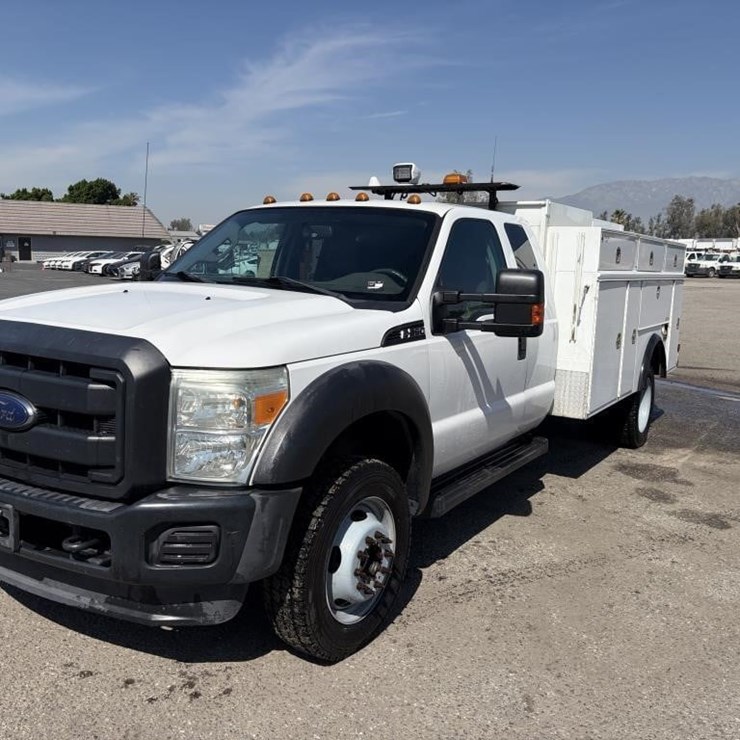 2015 FORD F550 SD