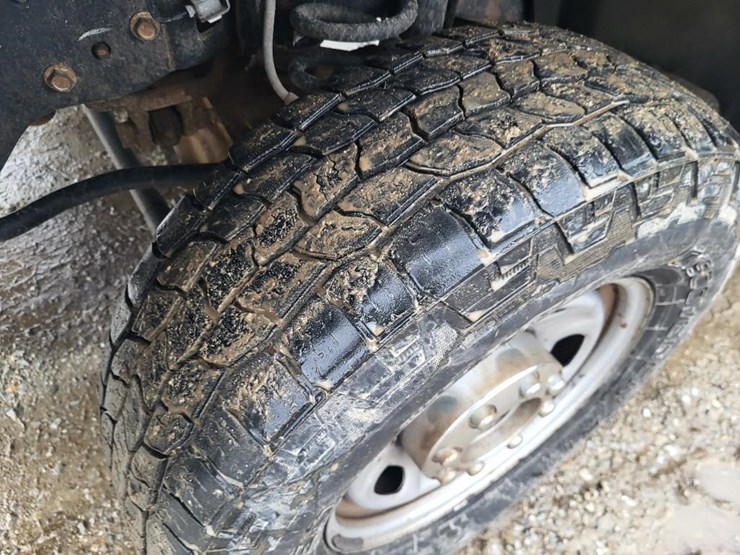 2015-ford-f250-xl-image-11