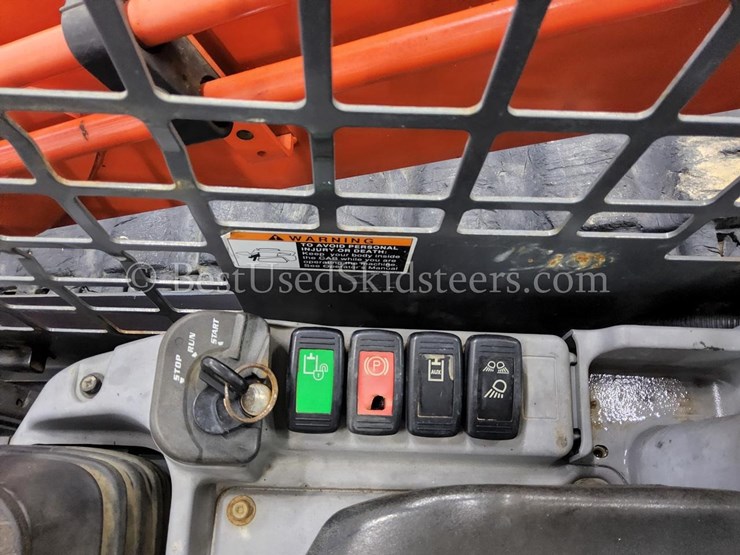 2017-kubota-svl75-2-image-24