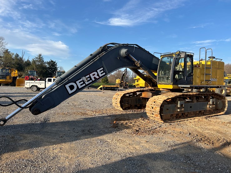2006-deere-650d-lc-image-1