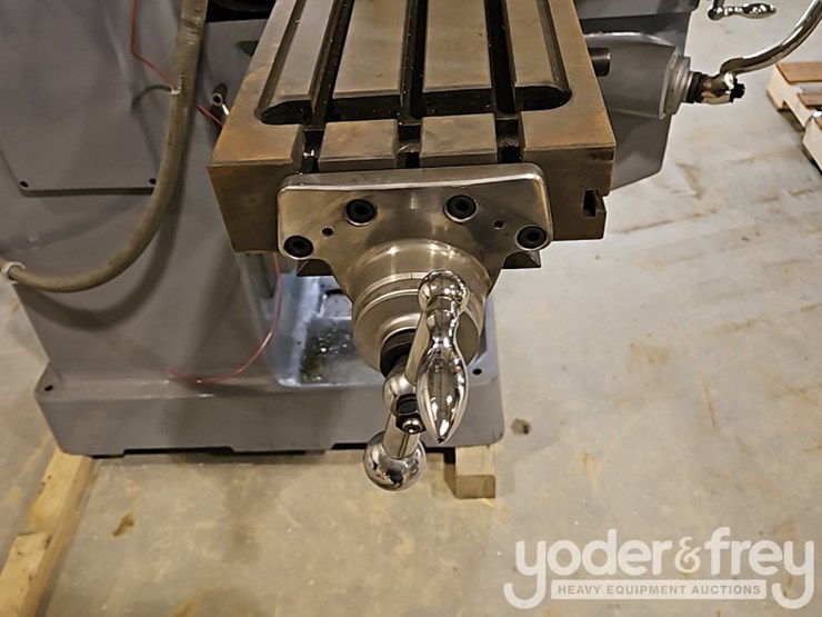 acer-vertical-knee-mill-varible-speed-motor-image-16