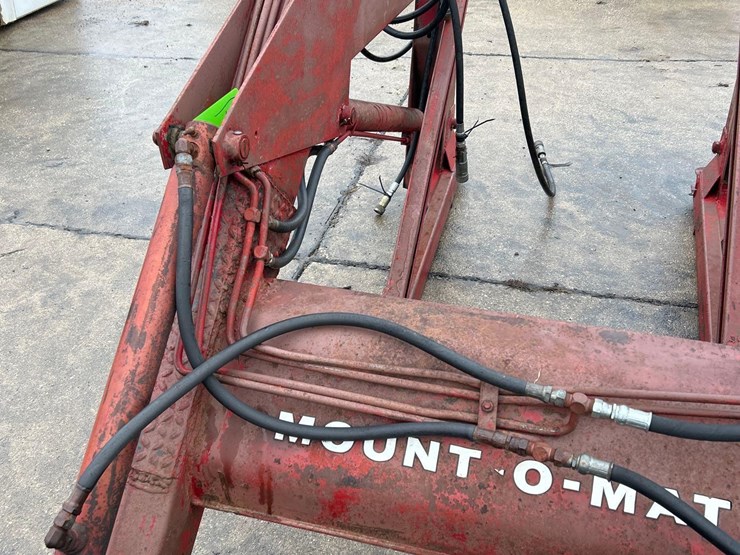 international-2250-image-12