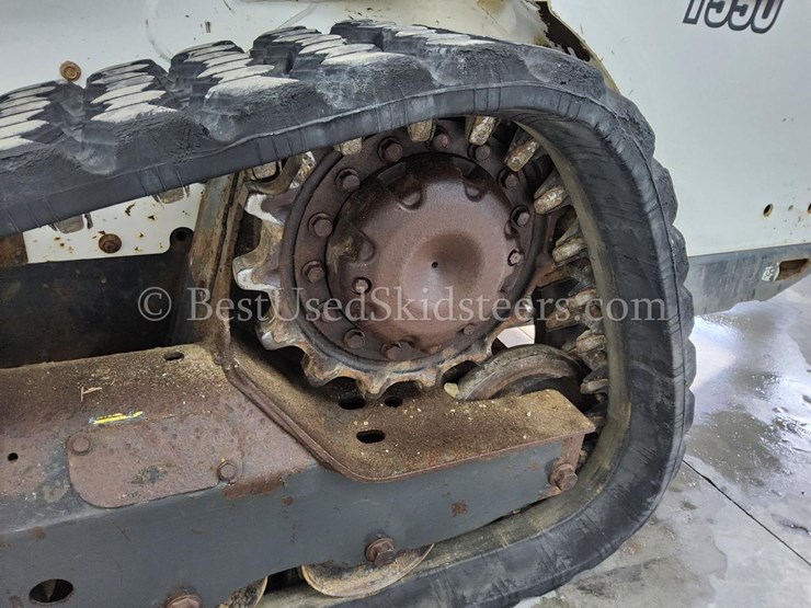 2016-bobcat-t550-image-10