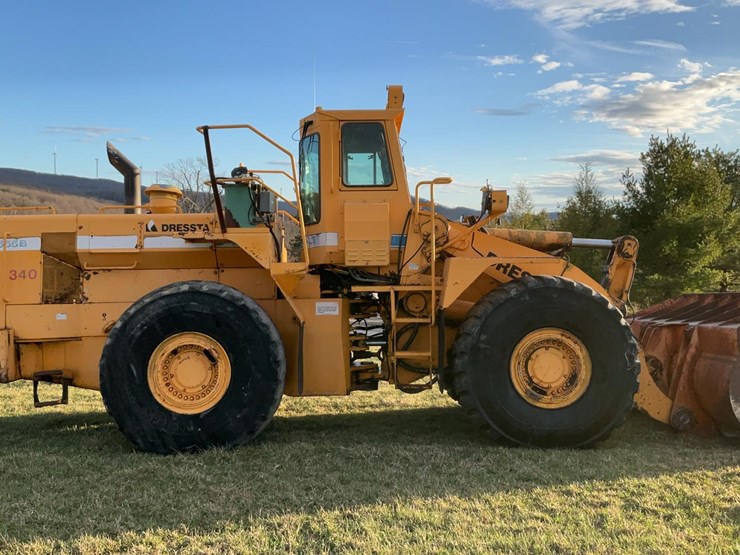 #300-•-2004-dressta-555b-wheel-loader-image-6