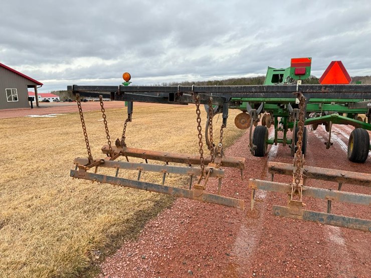 john-deere-2700-image-33