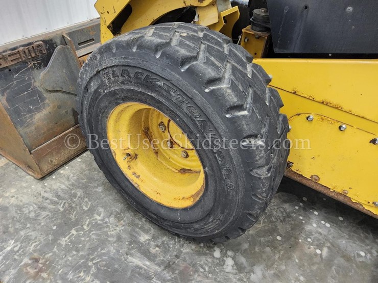 2017-caterpillar-272d2-image-15